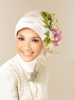 Novi Arimuko Hijab Bridal 4