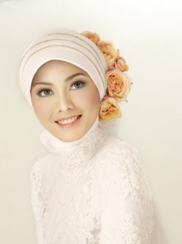 Novi Arimuko Hijab Bridal 3